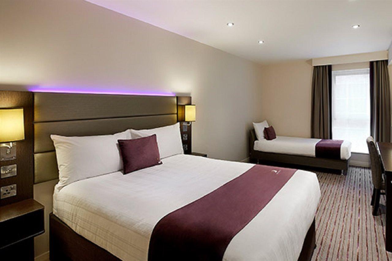 Premier Inn Premier Inn เวย์มัธ ภายนอก รูปภาพ