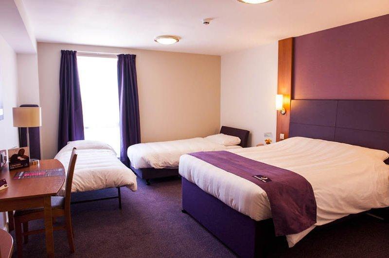 Premier Inn Premier Inn เวย์มัธ ภายนอก รูปภาพ